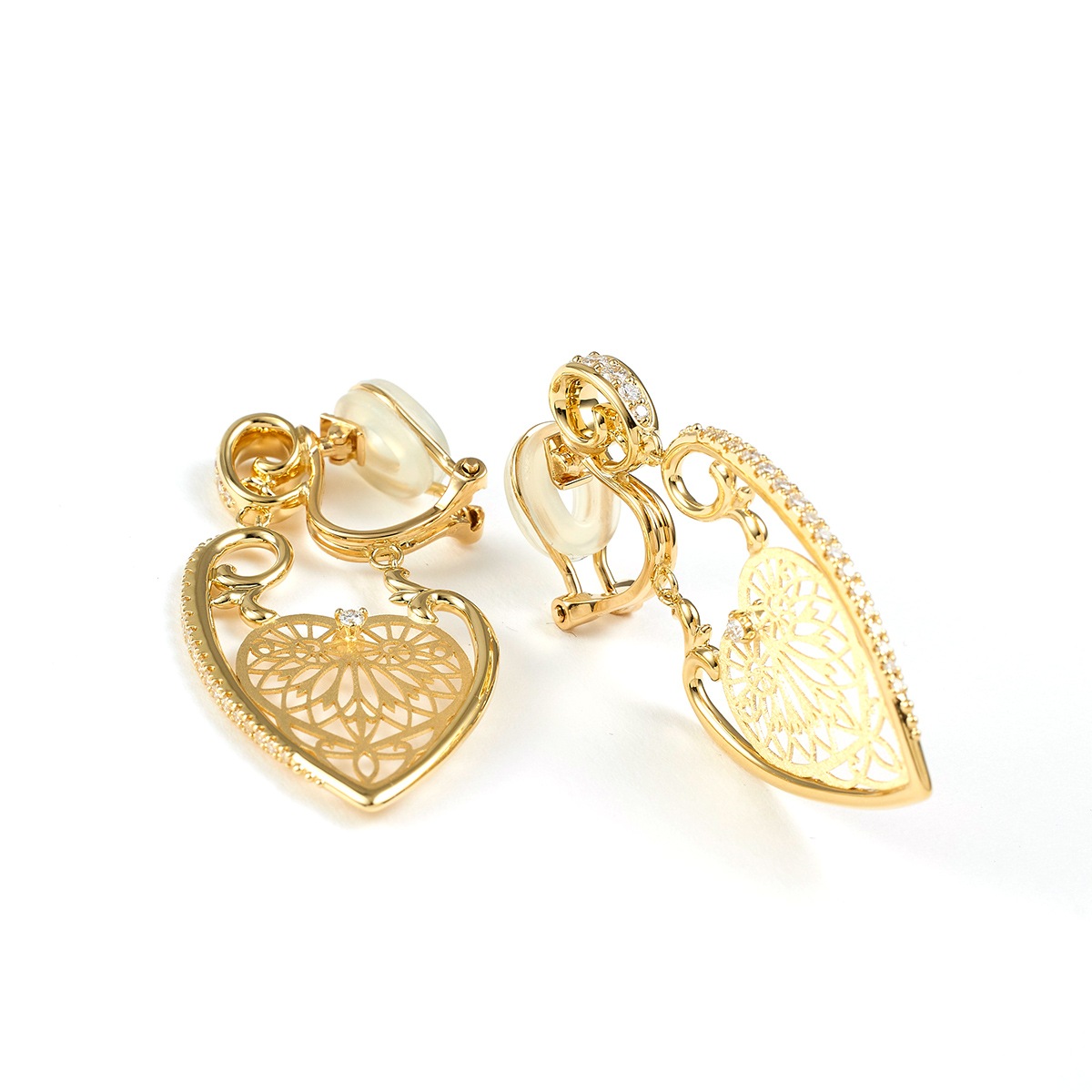K18 / Diamond Earring 揺れるハート
