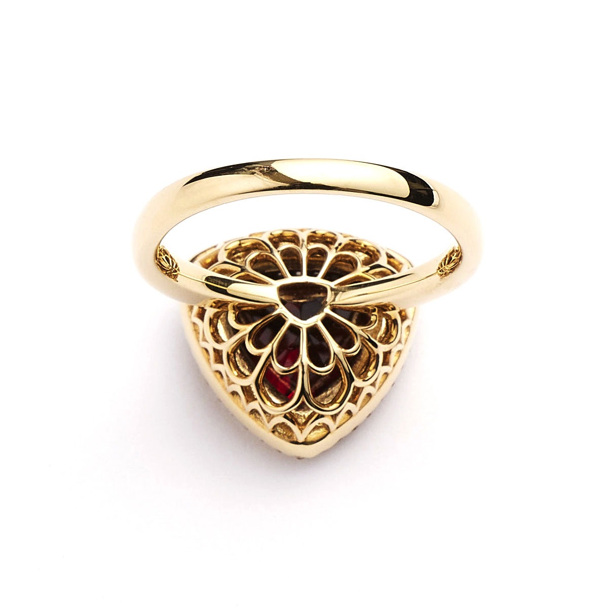 Notre Dame K18 Garnet/Diamond Ring