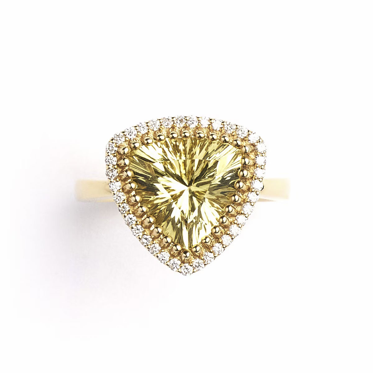 Notre Dame K18 Lemon quartz/Diamond Ring