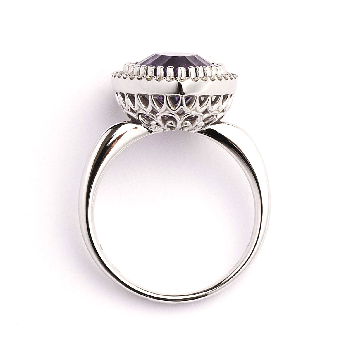 Notre Dame K18WG Amethyst/Diamond Ring