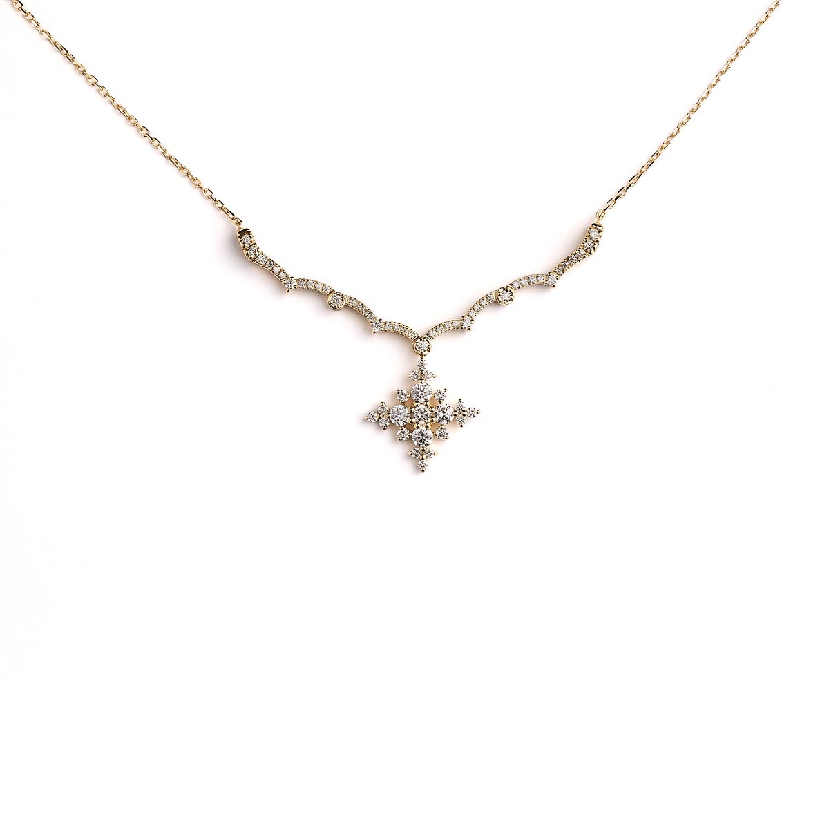 K18 Diamond Pendant