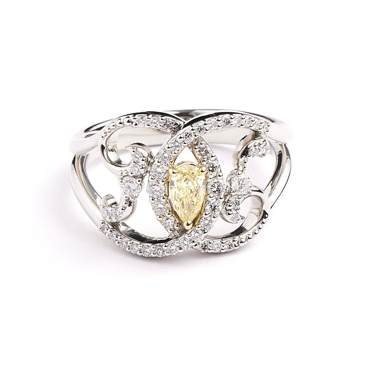 Pt900/K18 Diamond Ring