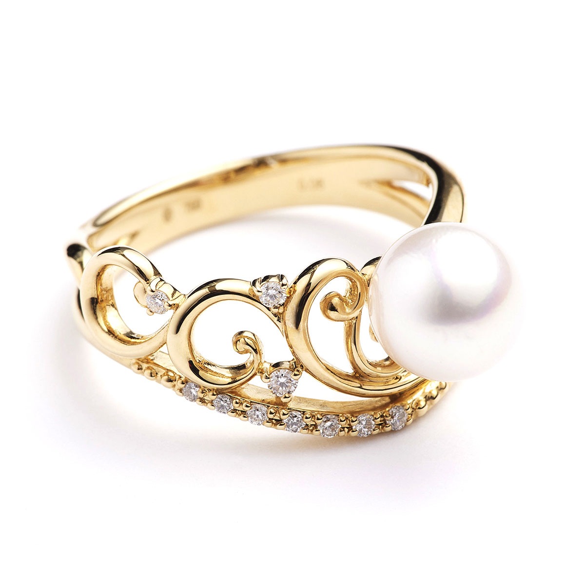 K18 Diamond / Pearl Ring